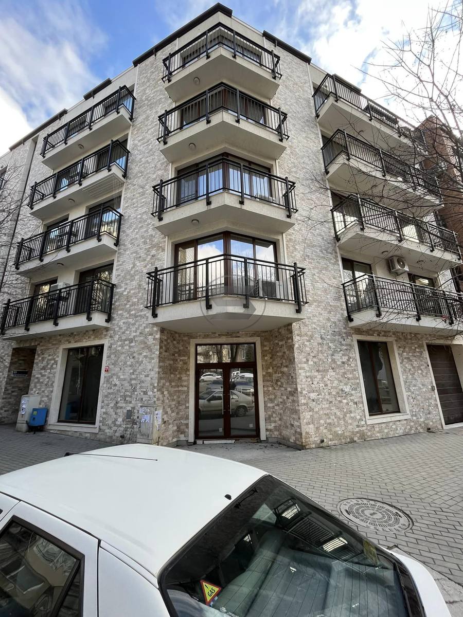 Парапети — СЕВ Метал Варна